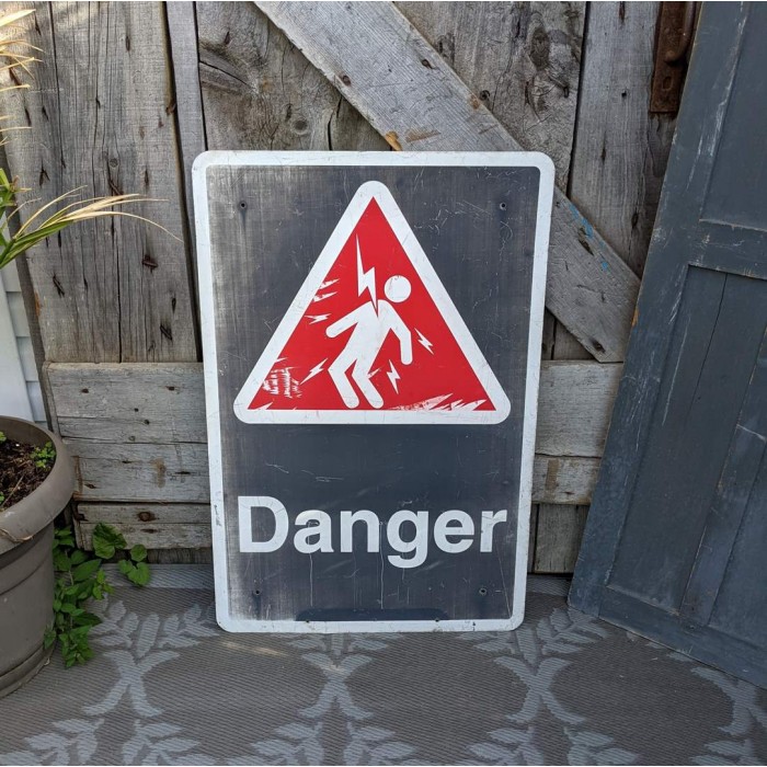 Panneau indication signalisation Danger